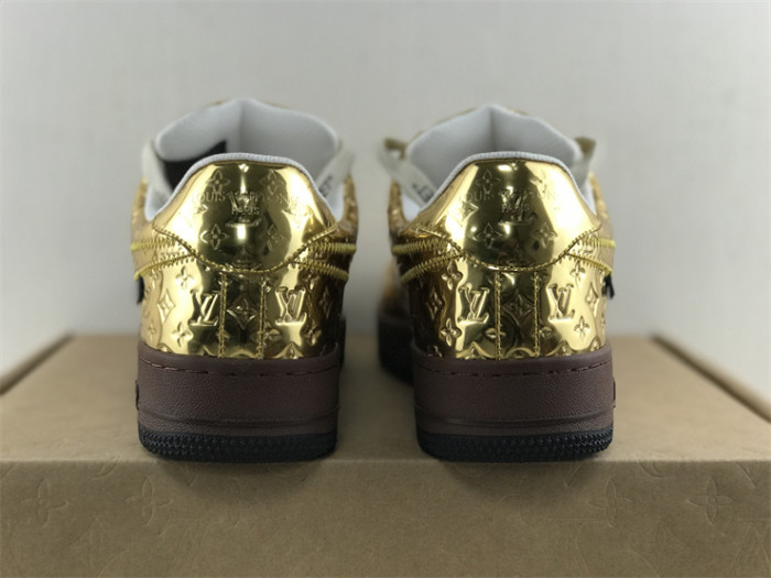 Nike Air Force 1 Gold