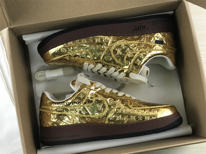 Nike Air Force 1 Gold