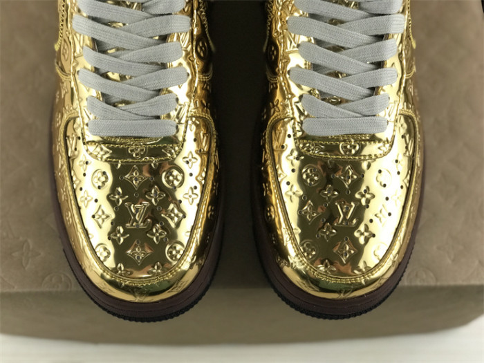 Nike Air Force 1 Gold