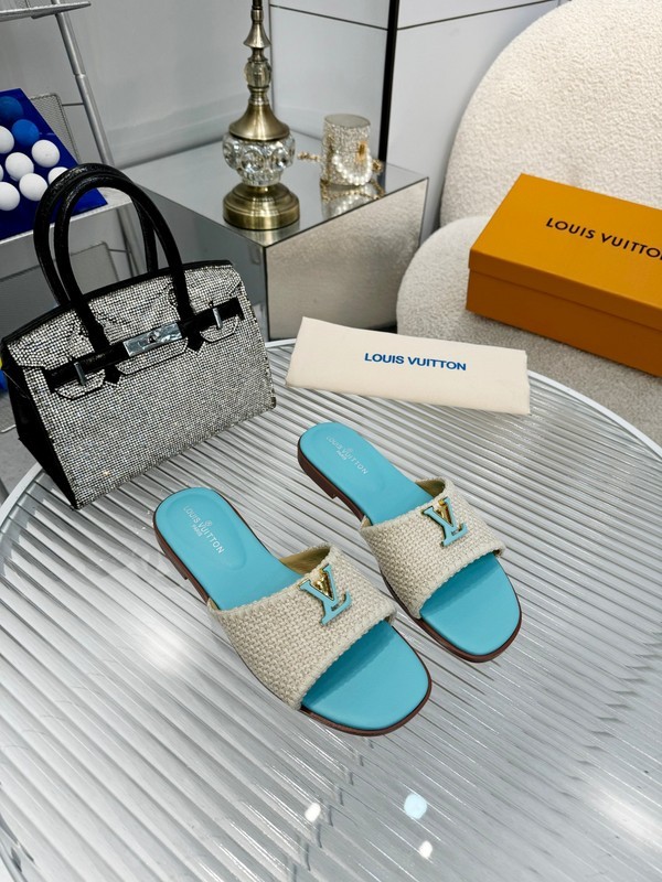 LV women Sandals 1：1 Quality-799