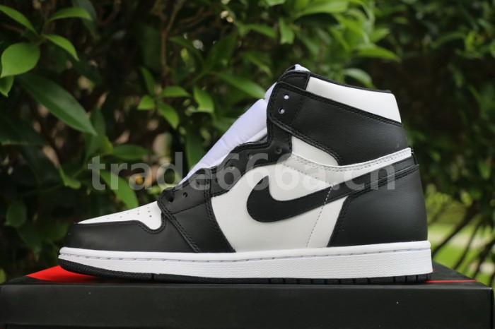 Authentic Air Jordan 1 OG Retro High Black/White