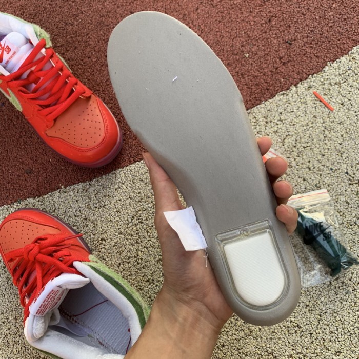 Authentic Nike SB Dunk High “Strawberry Cough”