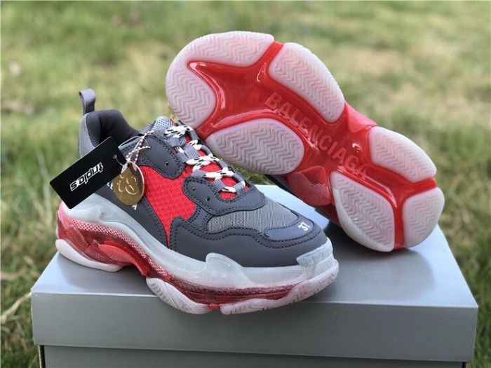 B 17FW Tripe-S High End Sneaker-108