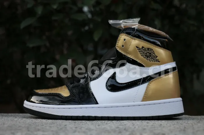Authentic Air Jordan 1 Gold Toe