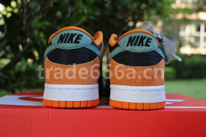 Authentic Nike Dunk Low SP “Ceramic”