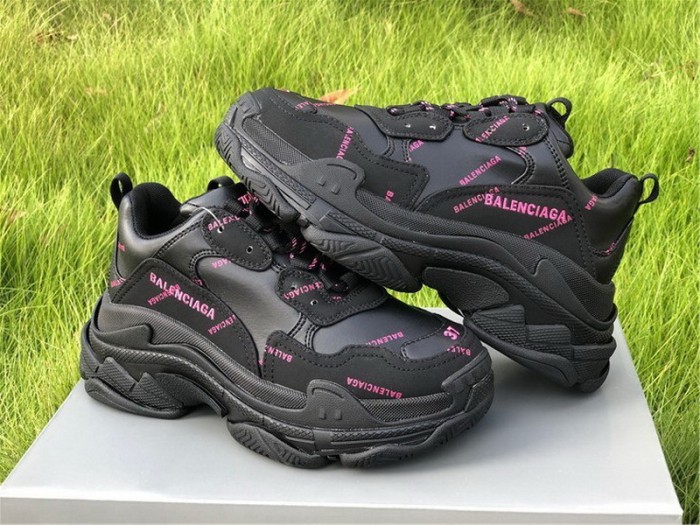 B 17FW Tripe-S High End Sneaker-153