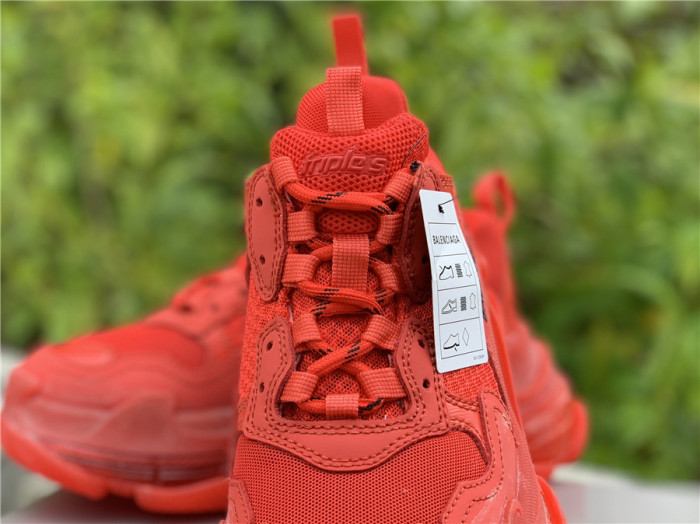 B 17FW Tripe-S High End Sneaker-091