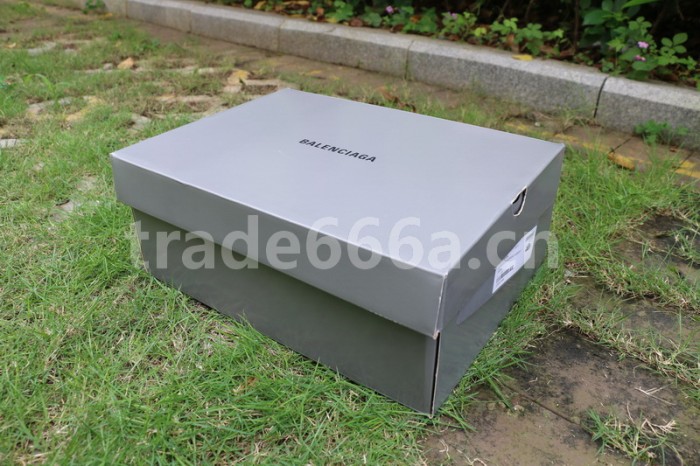 Super Max B Sandals-001