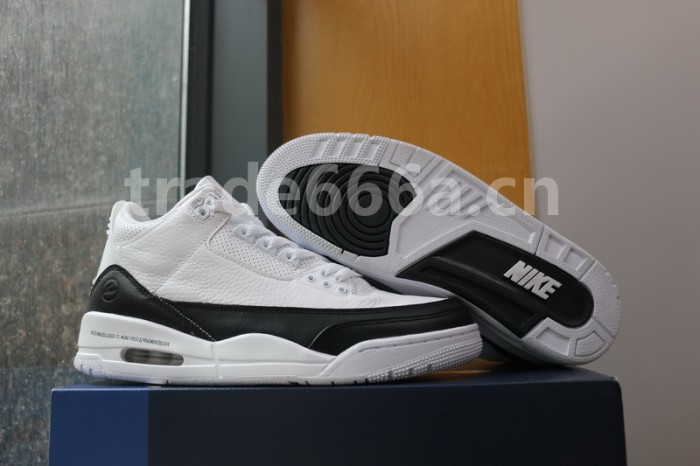Authentic Fragment x Air Jordan 3