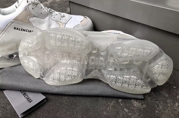 B 17FW Tripe-S High End Sneaker-069