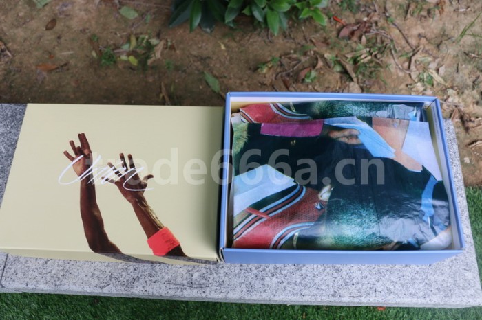 Authentic Union x Air Jordan 4