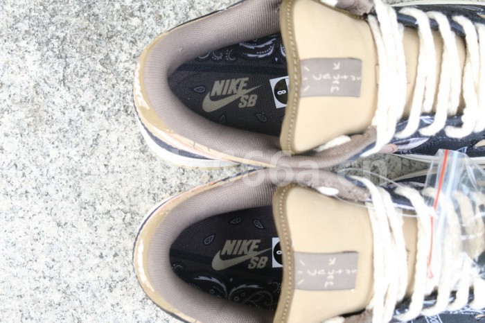 Authentic Travis Scott x Nike Dunk SB