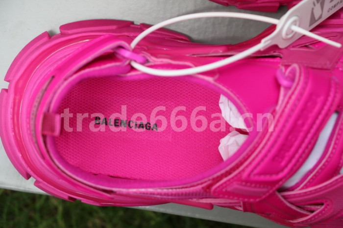 Super Max B Sandals-001