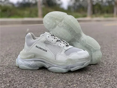 B 17FW Tripe-S High End Sneaker-056