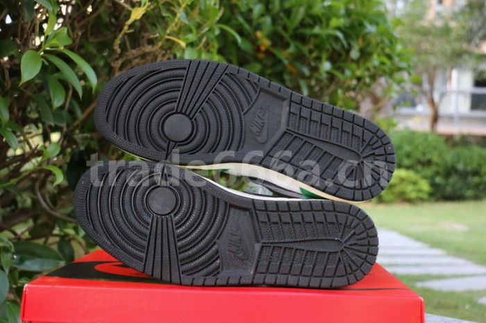 Authentic Air Jordan 1 High OG WMNS “Lucky Green”