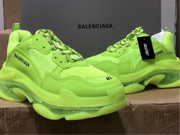 B 17FW Tripe-S High End Sneaker-118