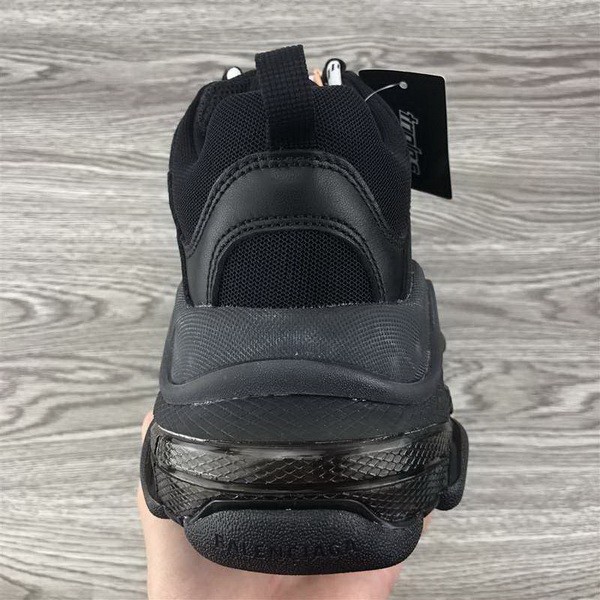 B 17FW Tripe-S High End Sneaker-063