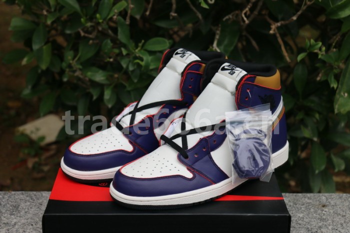 Authentic Nike SB x Air Jordan 1 Lakers