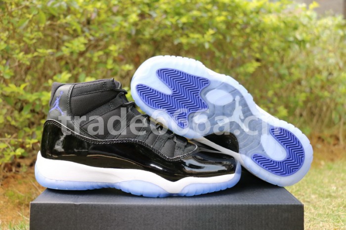 Authentic Air Jordan 11 “Space Jam” 2016
