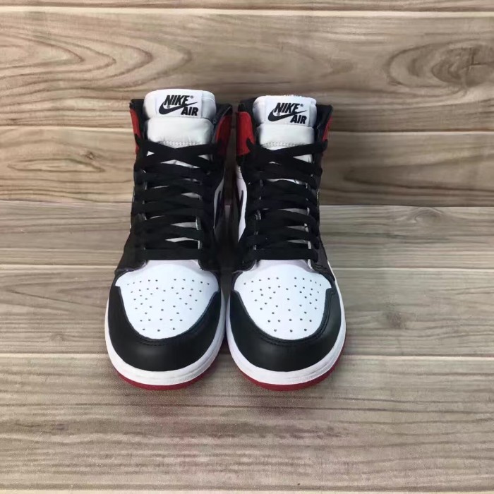 Air Jordan 1 OG High “Black Toe”2016 GS