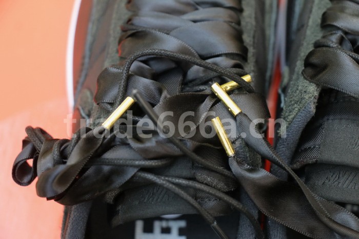 Authentic sacai x Nike LDV Waffle “Black Nylon”