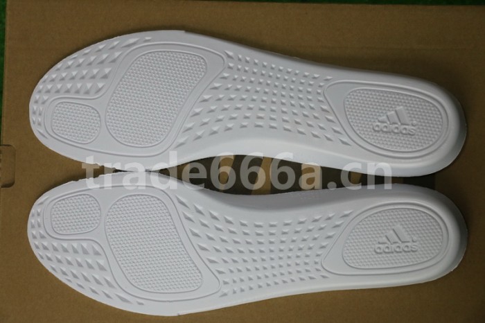 Authentic AD Yeezy Wave Runner 700 Boost