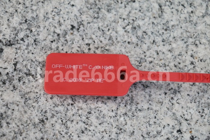 Authentic OFF-WHITE x Air Jordan 1 “UNC”