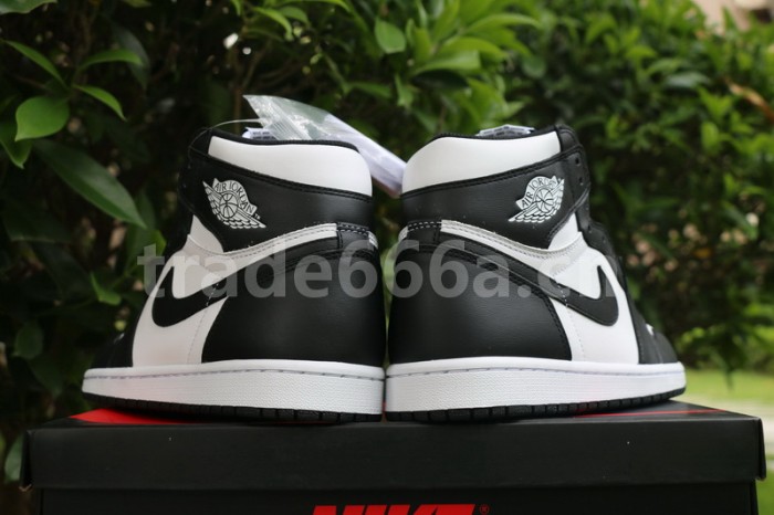 Authentic Air Jordan 1 OG Retro High Black/White