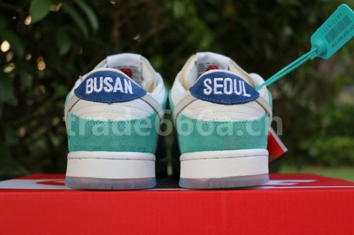 Authentic Kasina x Nike Dunk Low