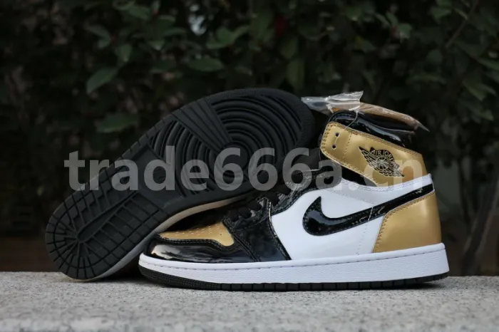 Authentic Air Jordan 1 Gold Toe