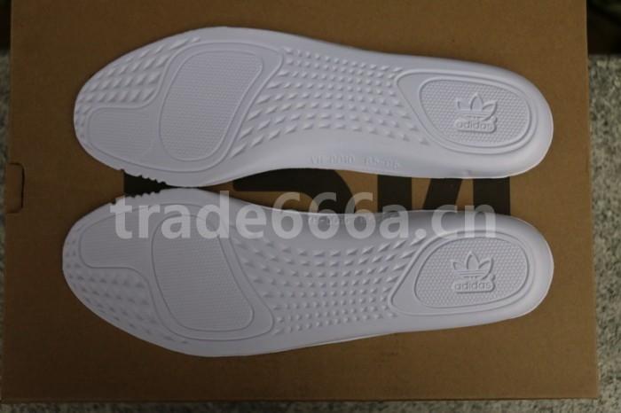 1Authentic Yeezy Boost 350 V2 “Hyperspace”