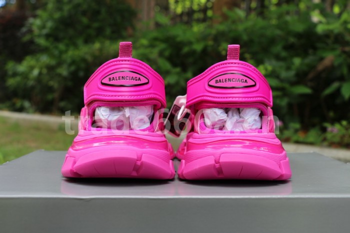 Super Max B Sandals-001