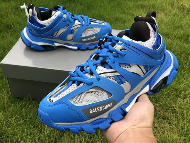 B 17FW Tripe-S High End Sneaker-174