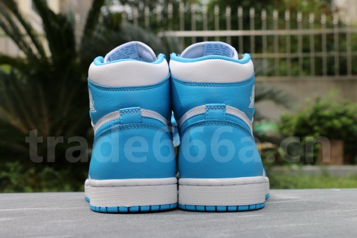 Authentic Air Jordan 1 Retro High OG “UNC”