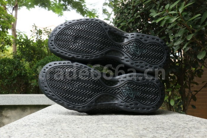 Authentic Nike Air Foamposite One “Anthracite”