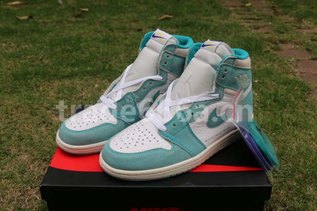 Authentic Air Jordan 1 “Turbo Green”