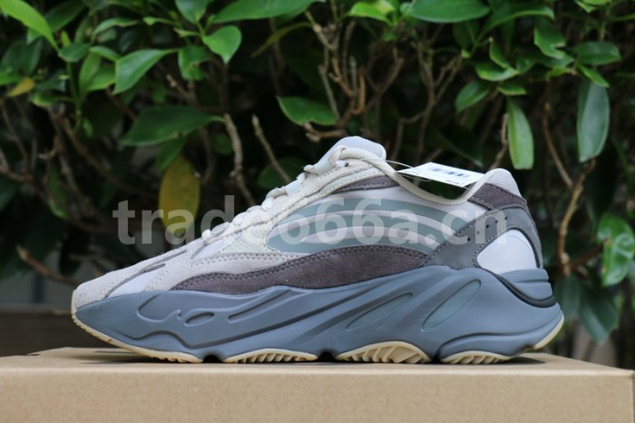 Authentic Yeezy 700 Boost Tephra