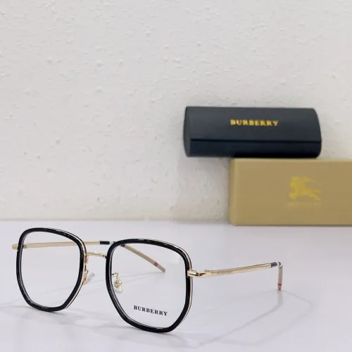 Burberry Sunglasses AAAA-313