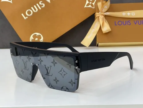 LV Sunglasses AAAA-705