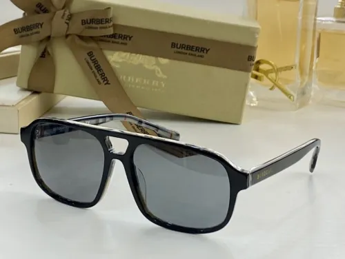 Burberry Sunglasses AAAA-760