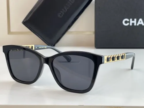 CHNL Sunglasses AAAA-465