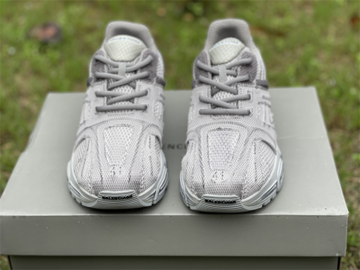 B 17FW Tripe-S High End Sneaker-287