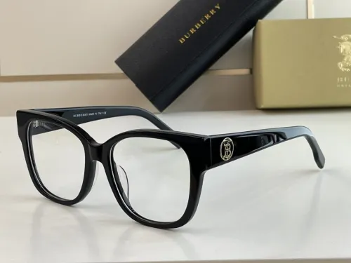 Burberry Sunglasses AAAA-612