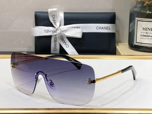 CHNL Sunglasses AAAA-213