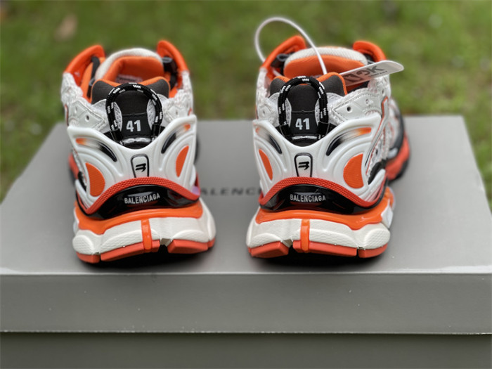 B 17FW Tripe-S High End Sneaker-288