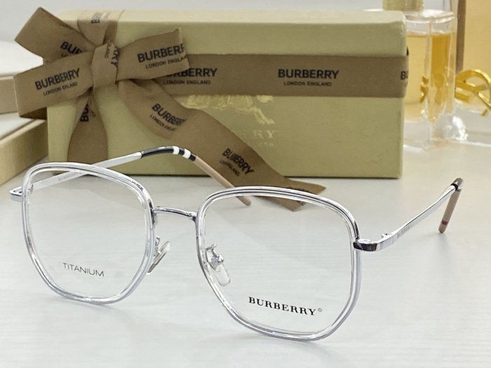 Burberry Sunglasses AAAA-763