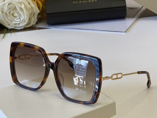 Burberry Sunglasses AAAA-199