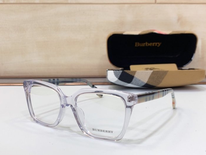 Burberry Sunglasses AAAA-949