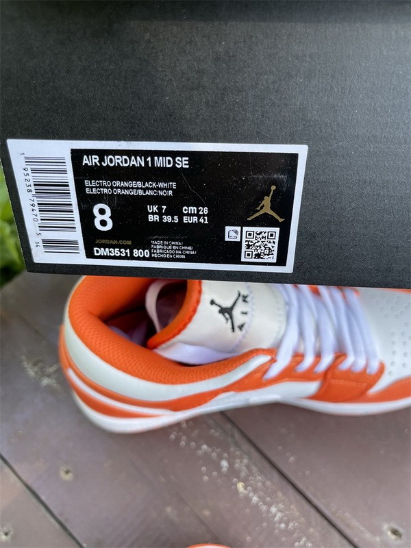 Authentic Air Jordan 1 Mid SE White Orange