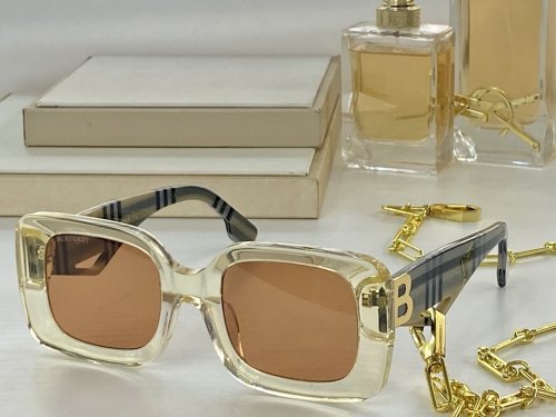 Burberry Sunglasses AAAA-753